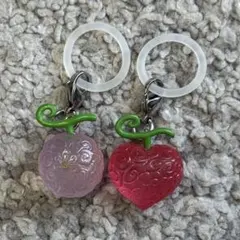 ワンピース　めじるしアクセサリー３　ガシャポン　匿名配送 オペオペ ハナハナ