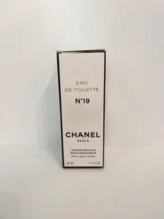 CHANEL 香水 オードトワレ No.19 50ml