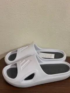 adidas ADILETTE CLOG サンダル ホワイト25.5cmのサムネイル