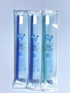 【新品】　３本　歯ブラシ　ふつう　Ｍ　Ciメディカル　Ci202　日本製のサムネイル
