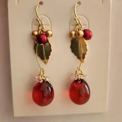 クランベリー　木の実　ピアス　イヤリング