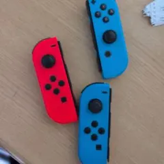 Nintendo Switch ジョイコン 赤 青 黒