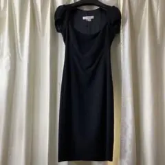 ZARA 黒ワンピース　半袖