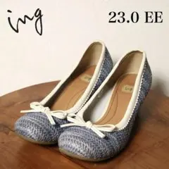 超美品 ing パンプス 2Eのサムネイル