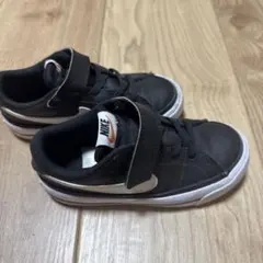 Nike ブラック スニーカー ベルクロ