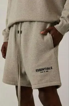 ESSENTIALS FEAR OF GOD ショートパンツ グレーのサムネイル