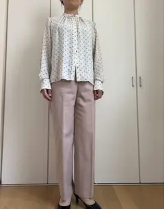 トゥモローランド　Balisey ベージュパンツ