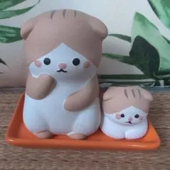 ⭐️本日値下げ⭐️スコティッシュフォールド 茶白猫 大小セット加湿ポット 陶器のサムネイル