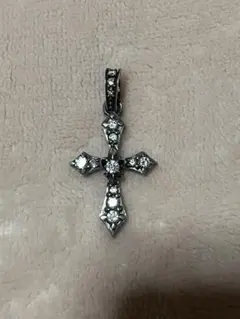 パトリックコックス　クロス型ペンダントヘッド