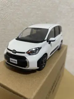 2026年最新】シエンタ ミニカー ホワイトの人気アイテム - メルカリ