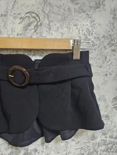 【美品】ベルト付き ハイウエスト ビスチェ コルセット風 ペプラム 裾スカラップ