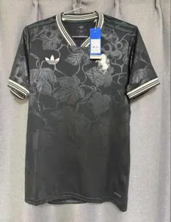 お値下げ不可　adidas アディダス 半袖シャツ ブラック XLのサムネイル