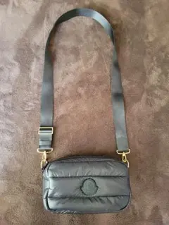 MONCLER ポーチ ノベルティ ショルダーストラップベルトリペア 黒