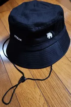 moz 黒 バケットハット ストラップ付き　サイズ57.5㎝