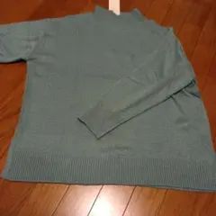 リブ編みハイネックセーター グリーン 新品タグ付き