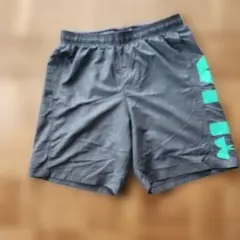 UNDER ARMOUR ブラックショートパンツ L