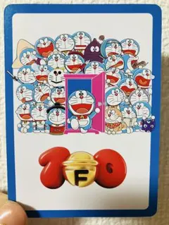 100%ドラえもん 入場特典　非売品❣️お台場　カード おにぎりドラえもんのサムネイル