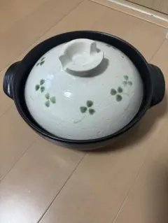 クローバー柄 土鍋 陶器　8号のサムネイル