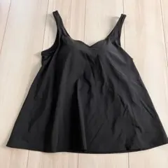 ユニクロ　ビーチフレアブラタンクトップ　サイズMのサムネイル