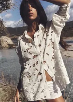 ZARA カットワーク刺繍オーバーサイズシャツのサムネイル