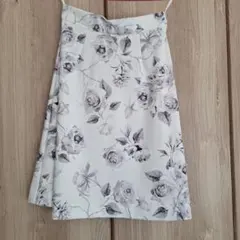 フレアスカート ホワイト グレー 花柄