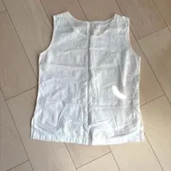 パラスパレス　刺繍入りホワイトタンクトップのサムネイル