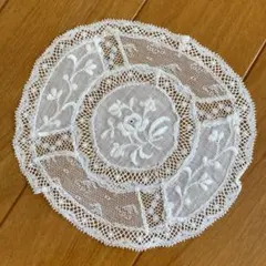 アンティーク ミラネーゼレースと花刺繍 ノルマンディーレース オーバルドイリー アンティーク ミラネーゼレースと花刺繍 ノルマンディーレース