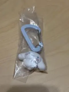 サンリオ　カラフルカラビナマスコットチャーム　シナモロール