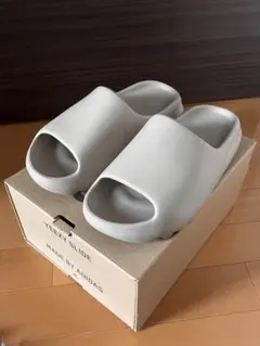 yeezy slide adidas GW1934 pure 30.5cm - メルカリ