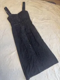 SPRAY ブラックデニム　フロントジップジャンパースカート