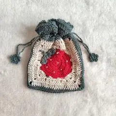 ハンドメイド　巾着　苺　編み物　かぎ編み