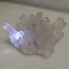 ブラジル産　水晶　クラスター　原石　天然石　パワーストーン　オブジェ　置物