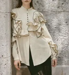 EAPHI FEELING FRILLS BLOUSE