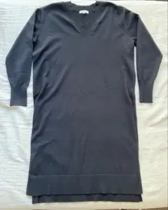 PLST プラステ　黒 Vネック 長袖ロングニット　スリット入り