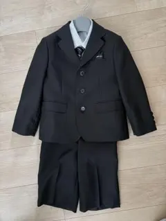 黒のフォーマルスーツ 100cm ネクタイ付き