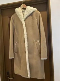UNIQLO フード付きムートンコート Mサイズ