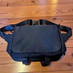 な*か様 LYFT 2Way Enamel Duffle Bag おまけ付き - メルカリ