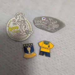 2002 FIFA World Cup 記念ピンバッジ・キーストラップセット - メルカリ