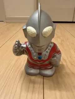 ラナ製 ウルトラセブン 大きな貯金箱 - メルカリ