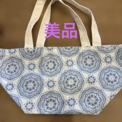 手提げバッグ　手提げカバン　トートバッグ　スクエア　小型