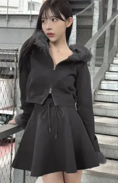 GRL ファーパーカーxフレアスカートニットセットアップ