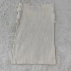 ニットトップス　ホワイト