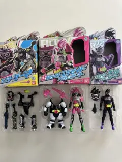 フルアクションフィギュア SAGA 仮面ライダーエグゼイド 4体セット 