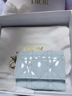 新品 【日本限定】Lady Dior ロータスウォレットのサムネイル