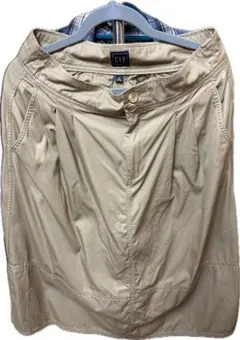 《GAP》ベージュ フレアスカート サイズ10