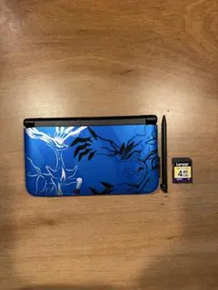K*5様 Nintendo3DS LL 本体　ポケモンXYデザイン【美品】