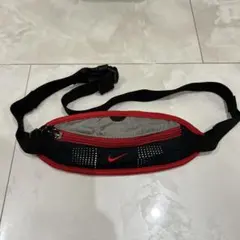 Nike ランニングポーチ 黒/赤