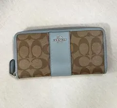 COACH コーチ シグネチャー ラウンドファスナー 長財布 ライトブルーのサムネイル