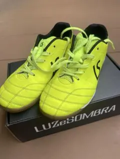 値下げ！LUZ e SOMBRA フットサルシューズ 21㎝のサムネイル