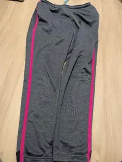 R*読様 ジャージ　長ズボン　アディダス　Lサイズ